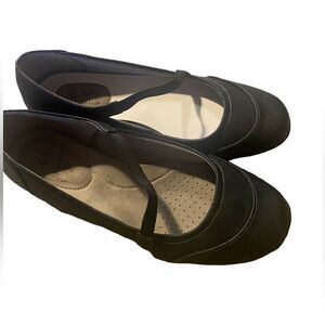 LifeStride Soft Mary Janes 9.5 W Black Leather Style Strap Excellent condition